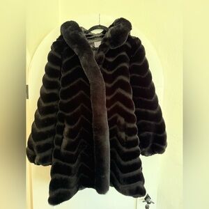 Gallery Womens Black Faux Fur Coat